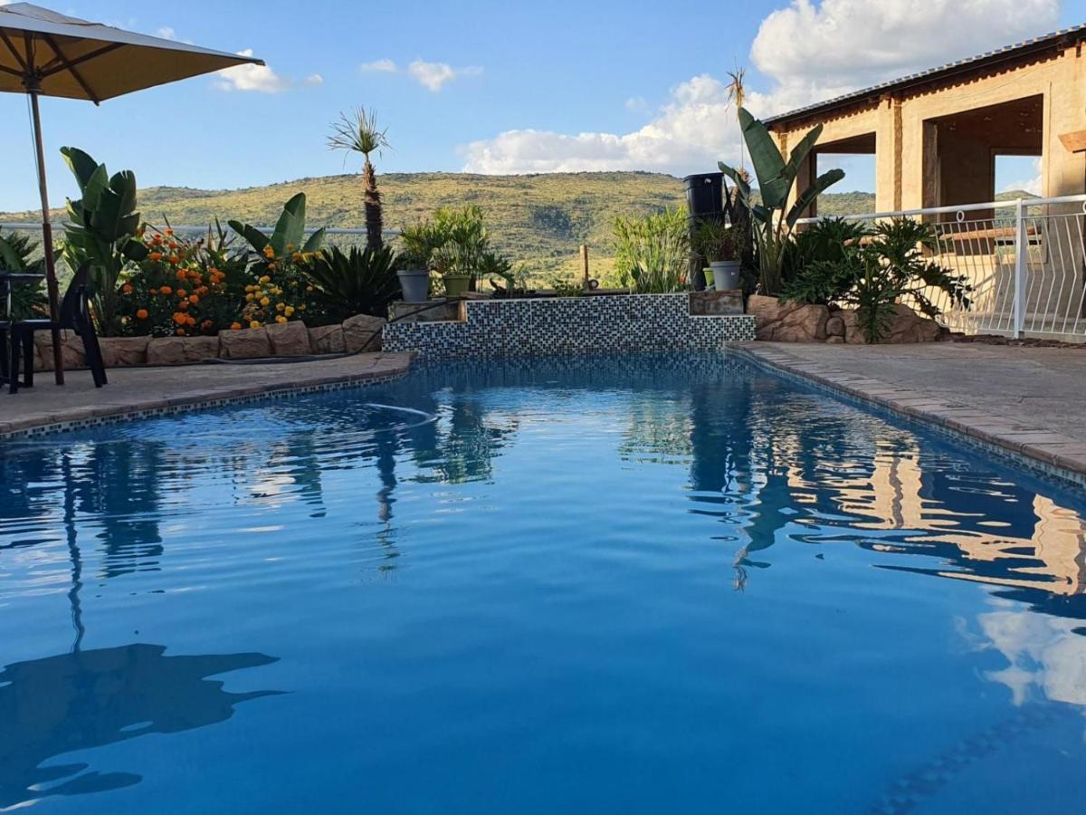 Koi Inn Hartbeespoort Esterno foto