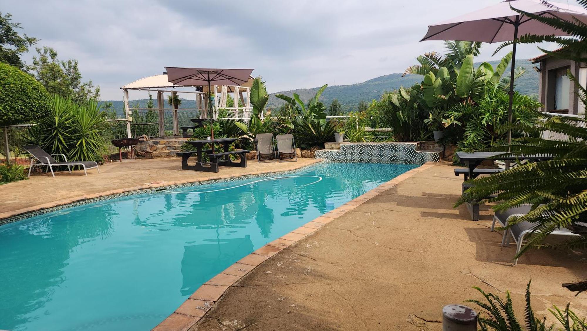 Koi Inn Hartbeespoort Esterno foto